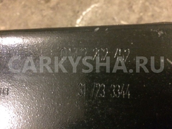 Кронштейн задней балки Opel Astra GTC J рестайлинг Opel Astra оригинальный номер 13365855