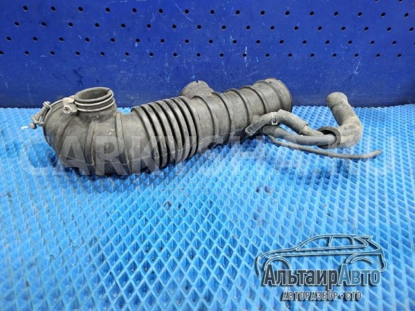 Mitsubishi Pajero IV Патрубок воздушного фильтра Mitsubishi i оригинальный номер 1505A384