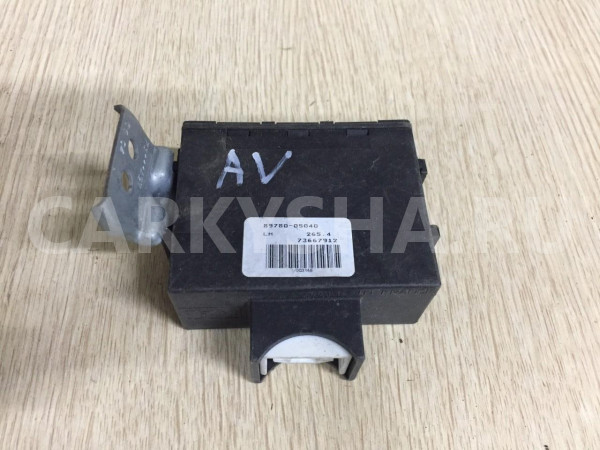 Блок иммобилайзера Toyota Avensis II Седан оригинальный номер 89780-05040