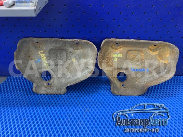 Тепловой экран выпускного коллектора lancer 9 Mitsubishi i оригинальный номер MR312183