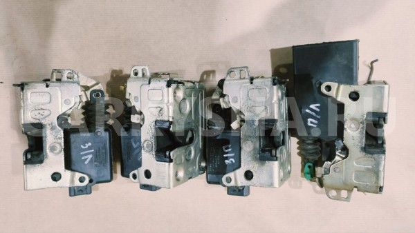 Замок двери Renault Logan 1 Renault 20 