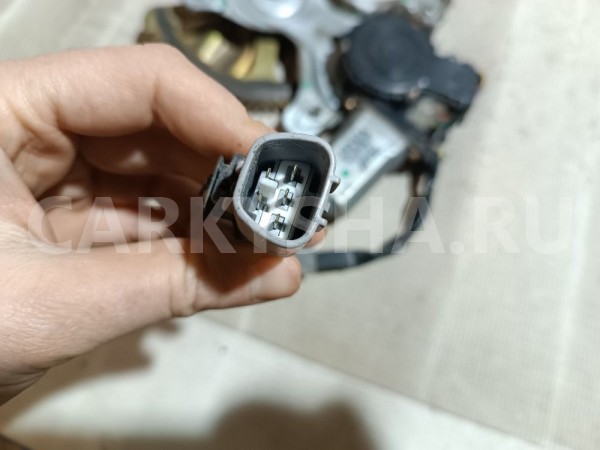 Стеклоподъемник электр. задний левый Toyota Land Cruiser оригинальный номер 6980460060