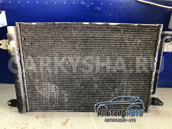 Радиатор кондиционера Volkswagen Passat B6 Octavia Volkswagen Passat оригинальный номер 1K0820411E
