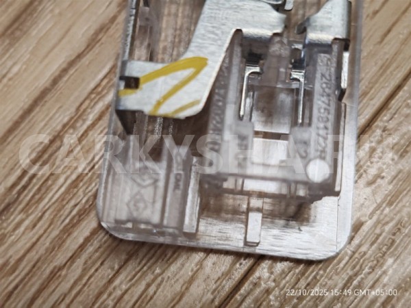 Фонарь багажника Nissan Terrano 2018 264759172R F4R Nissan Terrano 