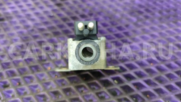 Клапан вакуумный Mercedes-Benz W124 M103 Mercedes-Benz W124 