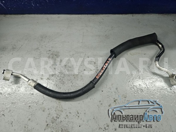 Трубка кондиционера land rover Discovery 3 Land Rover Discovery оригинальный номер JUF000334