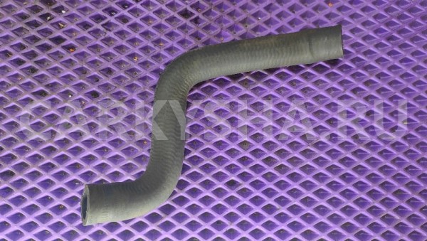 Патрубок системы охлаждения Mercedes-Benz W210 Mercedes-Benz E-klasse оригинальный номер 2108320594