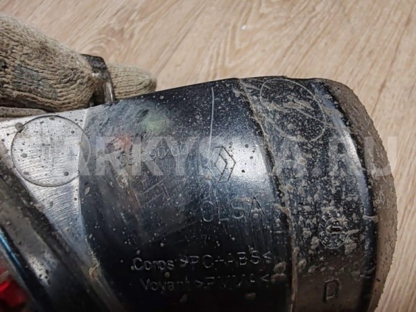 Фонарь бампера Nissan Terrano 2018 2656000Q0C F4R, задний правый Nissan Terrano 