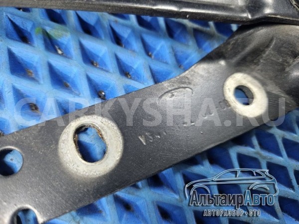 Петля багажника левая правая Focus 2 седан Ford Focus 