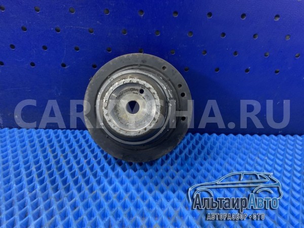 Шкив коленвала Mitsubishi Pajero MD368825 6G74 Mitsubishi i оригинальный номер MD368825