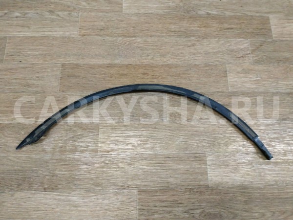 Накладка крыла переднего правого Renault Logan оригинальный номер 8200419799