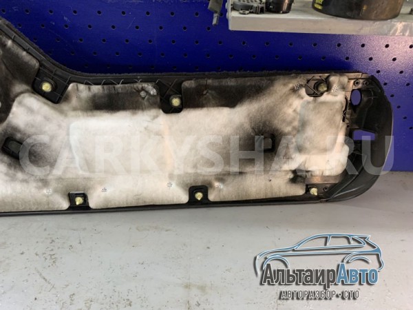 Обшивка двери багажника Land Rover Discovery 3 L31 Land Rover Discovery оригинальный номер ESN000292PVJ