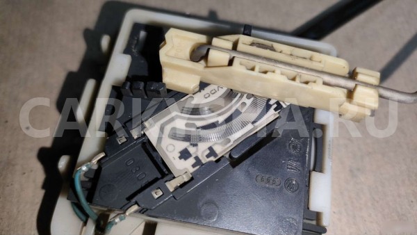 Датчик уровня топлива Туарег Volkswagen Touareg 