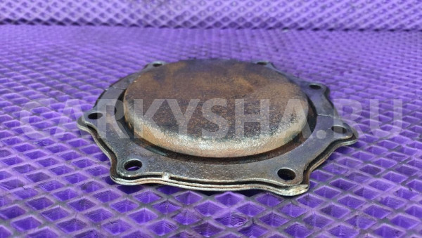 Крышка шестерни ТНВД Nissan Terrano WD21 TD27T Nissan Terrano 