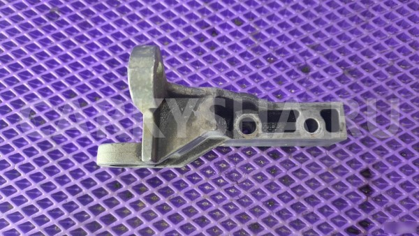 Кронштейн двигателя Renault Logan 1 Renault Logan оригинальный номер 82002577674