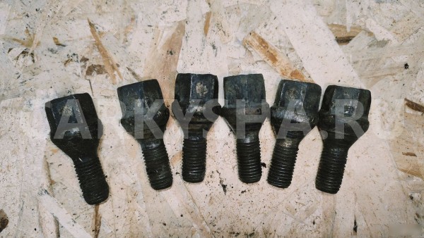 Болт колеса Renault Logan 1 Renault Logan 