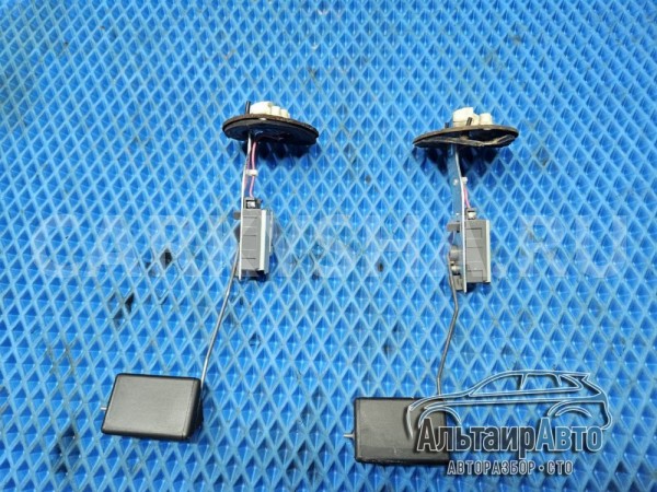 Датчик уровня топлива Mitsubishi Pajero 3 4 Mitsubishi i оригинальный номер MR342870