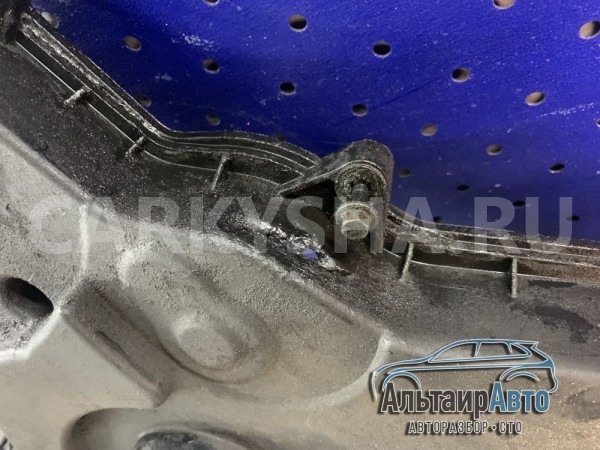 Крышка кожух ГРМ Land Rover Discovery 3 276DT Land Rover Discovery оригинальный номер LR006393