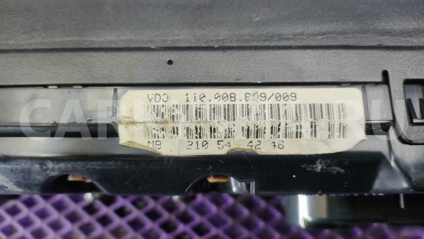 Панель приборов Mercedes-Benz W210 Mercedes-Benz E-klasse оригинальный номер 2105404248