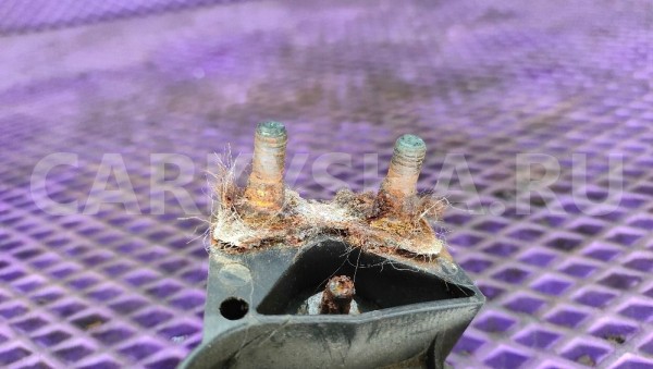 Клемма аккумулятора Mercedes-Benz w210 Mercedes-Benz E-klasse оригинальный номер 2025400169