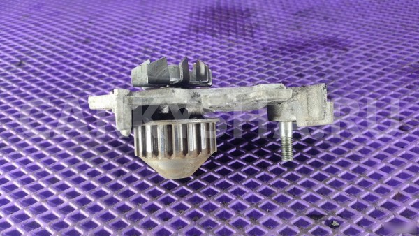 Помпа водяная Renault Logan 1 Renault 20 