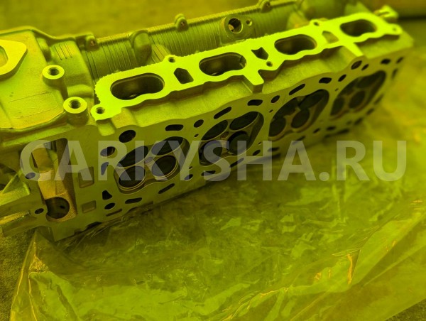 Головка блока цилиндров Toyota Hilux Surf оригинальный номер 1110179266