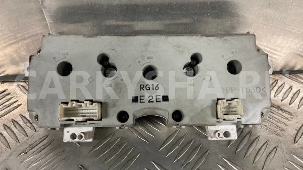 Блок управления климат-контролем Mazda GG Mazda 2 