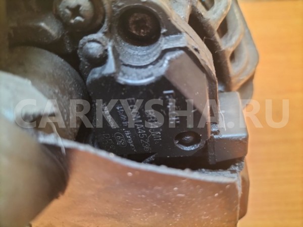 Генератор BMW 5-Series E39 2000 BMW 5er оригинальный номер 7519857