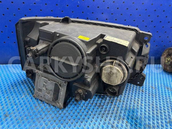 Передняя левая фара Range Rover 3 Vogue рестайлинг Land Rover Range Rover оригинальный номер LR010825