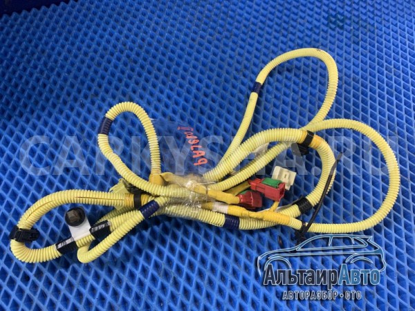 Проводка салонная (коса) mitsubishi pajero/montero Mitsubishi i оригинальный номер MR965582