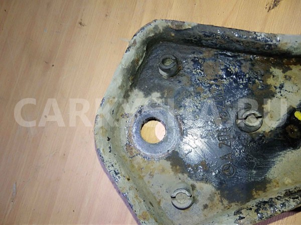 Кронштейн задней балки Mercedes-Benz E-класс W212/S212/C207/A207 рестайлинг (2013—2016) Mercedes-Benz E-klasse оригинальный номер a2043520246