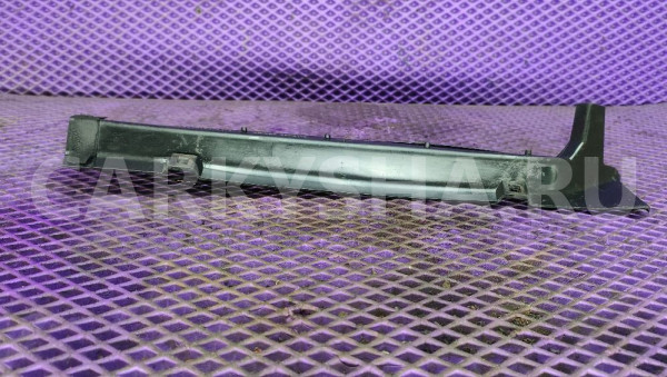 Водосток лобового стекла левый Mercedes-Benz W124 Mercedes-Benz W124 оригинальный номер 1246202567