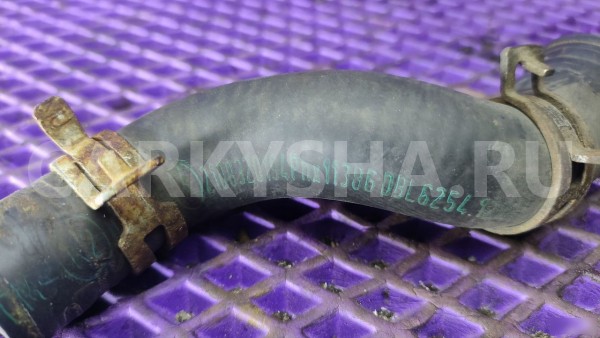 Патрубок отопителя Mercedes-Benz W210 Mercedes-Benz E-klasse оригинальный номер 2108320194