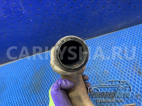 Труба приемная Mitsubishi Pajero 3/4 6G75 правая Mitsubishi i оригинальный номер MR571104