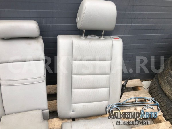 Задний ряд сидений диван Volkswagen Touareg 1 Volkswagen Touareg 
