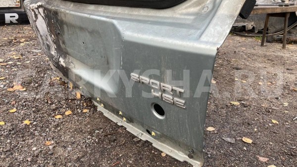 Крышка багажника Range Rover Sport L320 Land Rover Range Rover 
