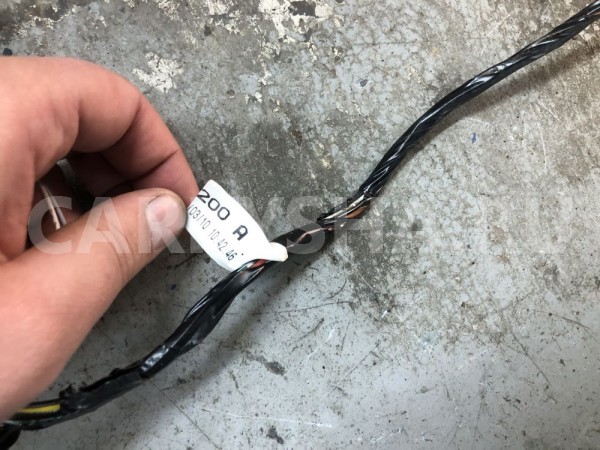 Проводка двери передней правой Мазда сх-7 Mazda 2 оригинальный номер EJ0667200A