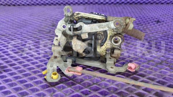 Замок двери передней правой Nissan Terrano WD21 Nissan Terrano 