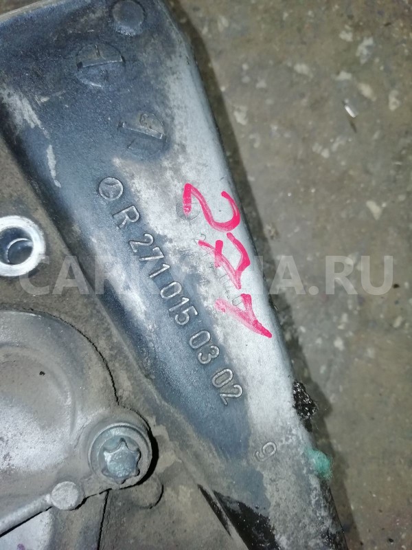 Крышка двигателя передняя Mercedes-Benz C-класс W203/S203/CL203 рестайлинг (2004—2008) Mercedes-Benz C-klasse оригинальный номер a2710150302