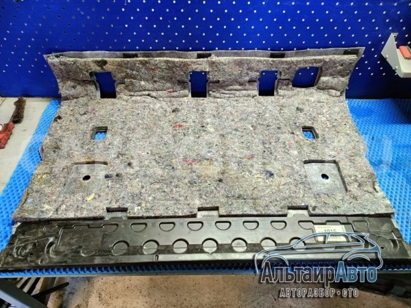 Пол коврик багажника Pajero 4 2015 Mitsubishi i оригинальный номер 7270A915