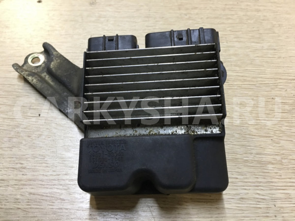 Блок управления впрыском Toyota Avensis II Седан оригинальный номер 89871-20040