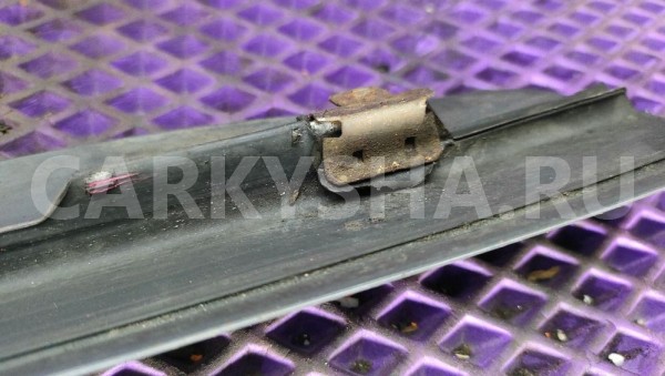 Молдинг лобового стекла Mercedes-Benz W124 Mercedes-Benz W124 