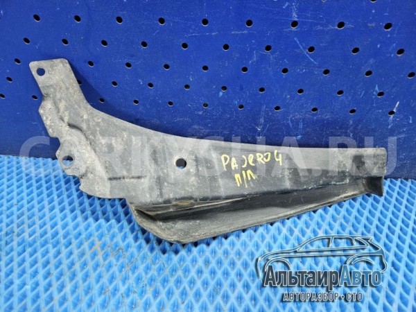 Брызговик бампера передний левый Pajero 4 Mitsubishi i оригинальный номер C405A077