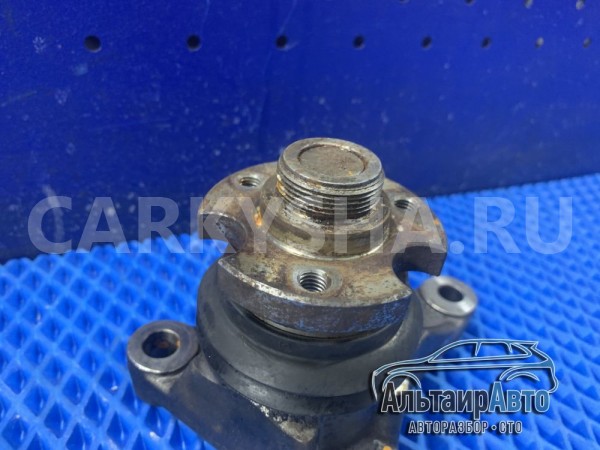 Шкив кронштейн вискомуфты Discovery 3 Land Rover Discovery оригинальный номер H2Q8609AC