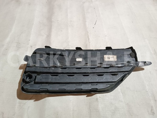 Решетка в бампер левая Volvo XC90 оригинальный номер 31383441