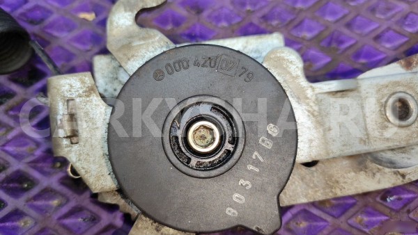 Механизм стояночного тормоза Mercedes-Benz W210 Mercedes-Benz E-klasse оригинальный номер 0004200779