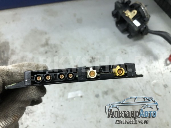 Усилитель антенны Volkswagen Touareg 7L 1 Volkswagen Touareg оригинальный номер 7L6035530B