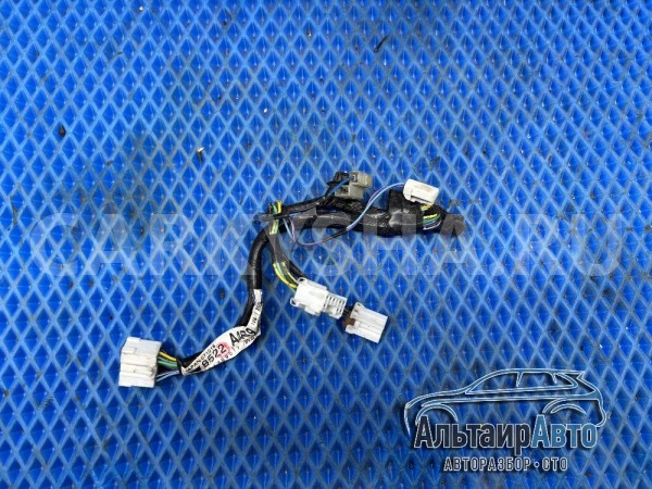 Проводка салонная Pajero 4 Mitsubishi i оригинальный номер 8522A489