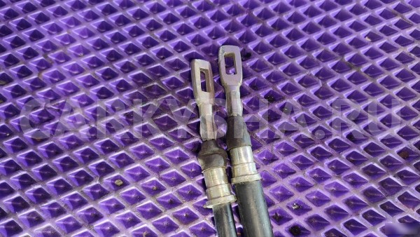 Трос ручного тормоза Mitsubishi Lancer 9 Mitsubishi i оригинальный номер MN102172