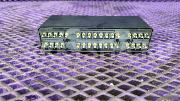 Блок управления светом Mercedes-Benz W124 M103 Mercedes-Benz W124 оригинальный номер 1265420332